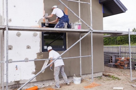 Peintre d&eacute;corateur : comment valoriser vos espaces avec style ?