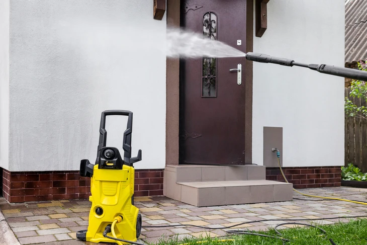 Maison de façade de lavage sous pression